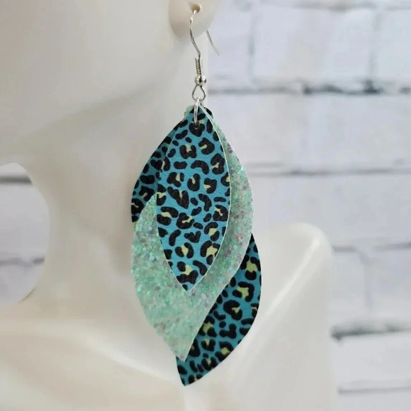 3 Layer Teal Sparkle Animal Faux Leather Dangle Chic Lightweight Earrings  3t7 - Picture 3 of 3